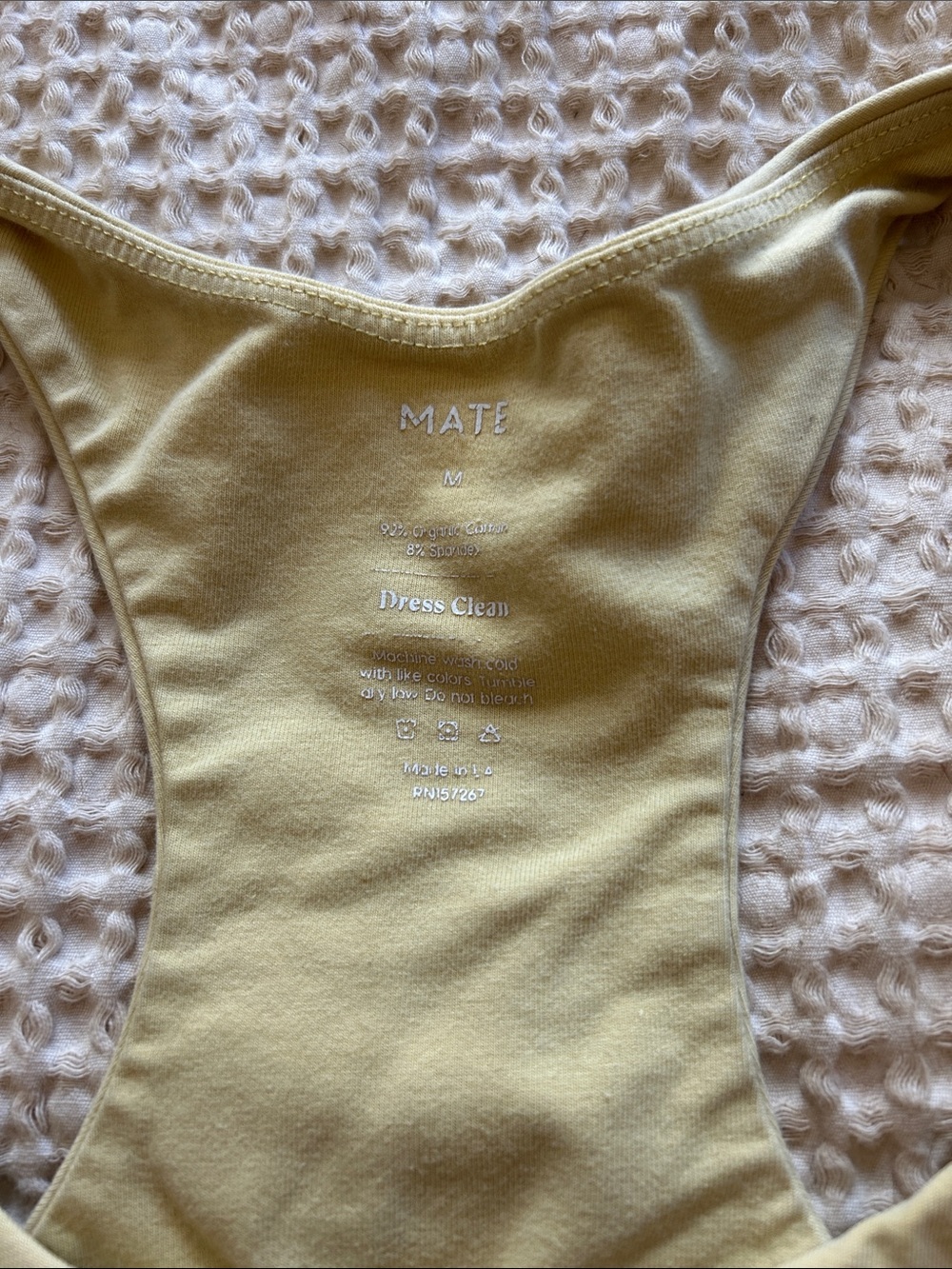 ✨ MATE the label organic cotton sports bra sz M in butter yellow - Picture 2 of 3